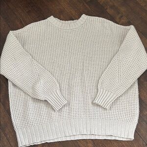 American Eagle Outfitters Cream Knit Sweater size xs/s